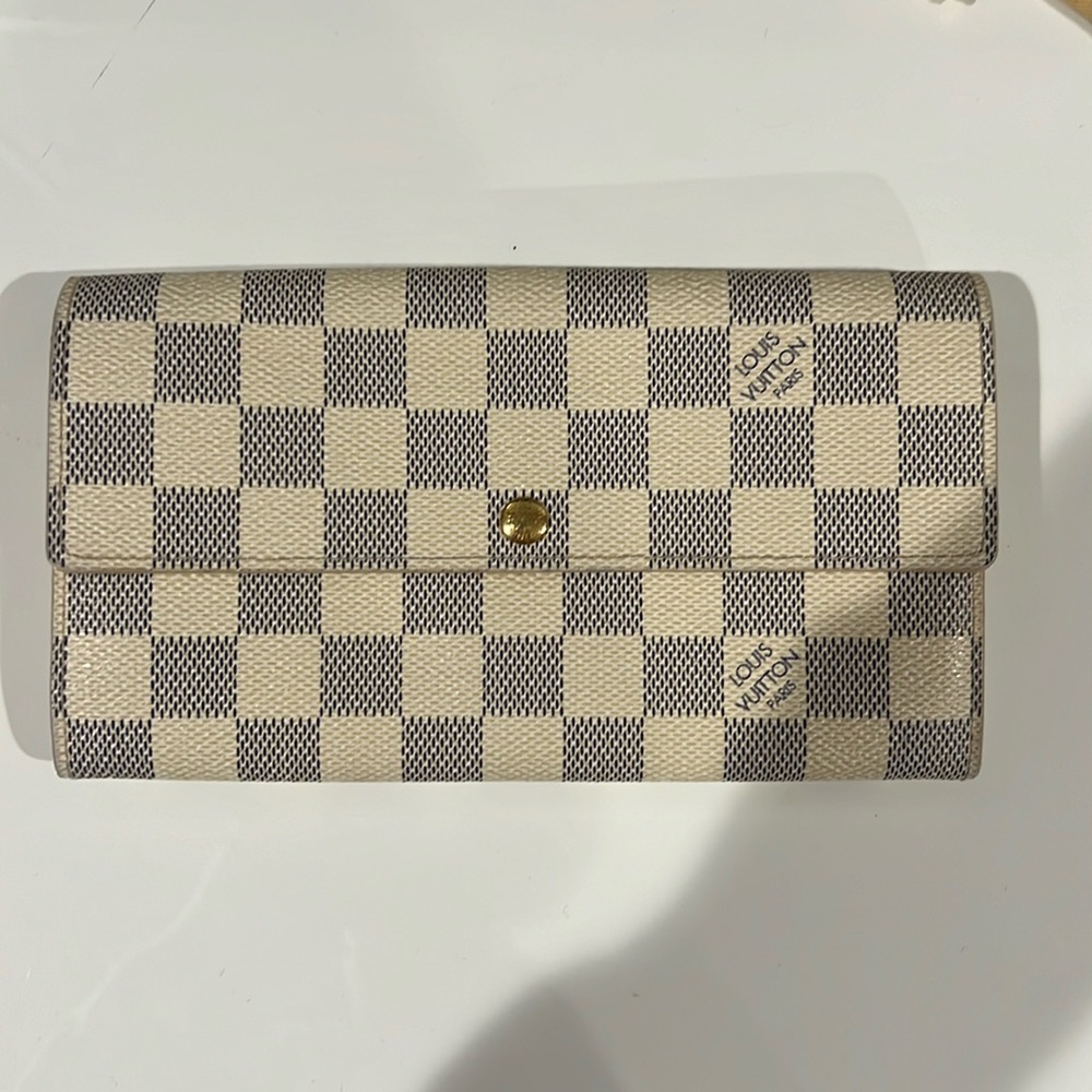 Louis Vuitton Leather Wallet
